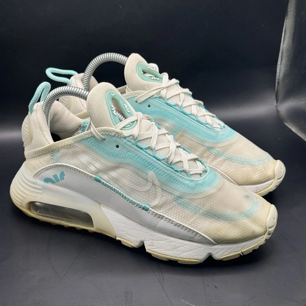 Nike Air Max 2090 Aurora Green CK2612-101‎ Women's Size 7.5